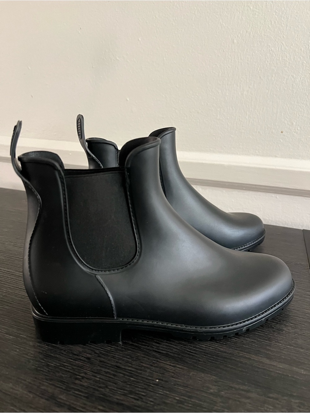 Asgard Chelsea Ankle Boots - Black